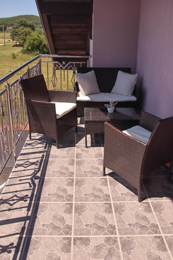 Apartments Sweet Home Otočac Eksteriør billede